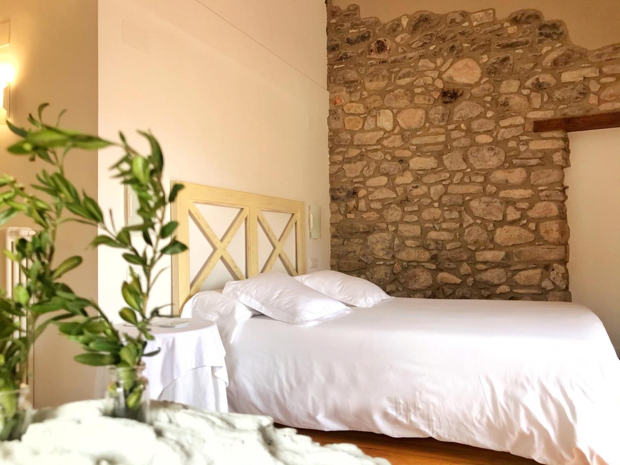 Вілла El Castell De La Pobla De Lillet (Adults Only) Екстер'єр фото