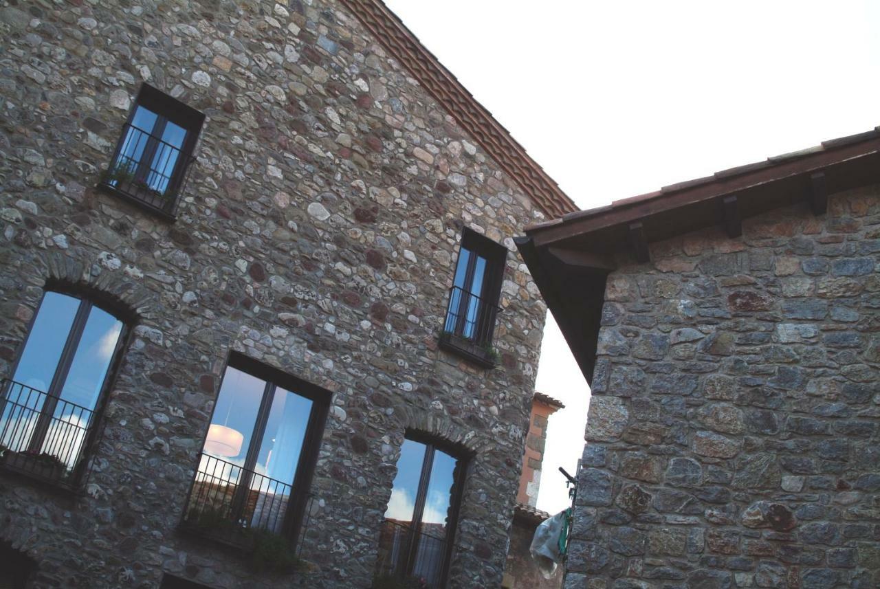 Вілла El Castell De La Pobla De Lillet (Adults Only) Екстер'єр фото
